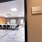 Garner Hotel Elmshorn By Ihg Elmshorn