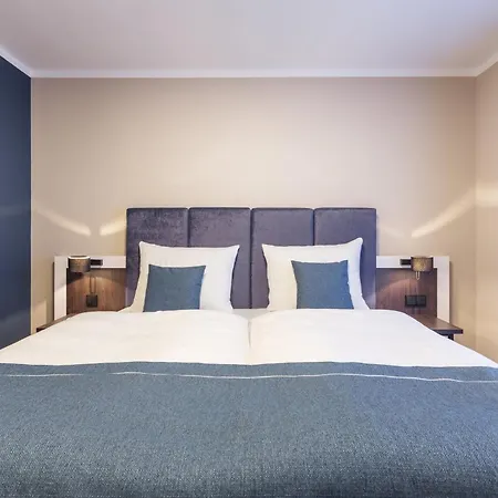 Select Hotel 3*