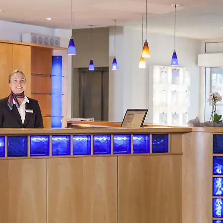Garner By Ihg 3* إلمسهورن