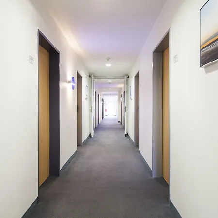 Garner By Ihg 3*