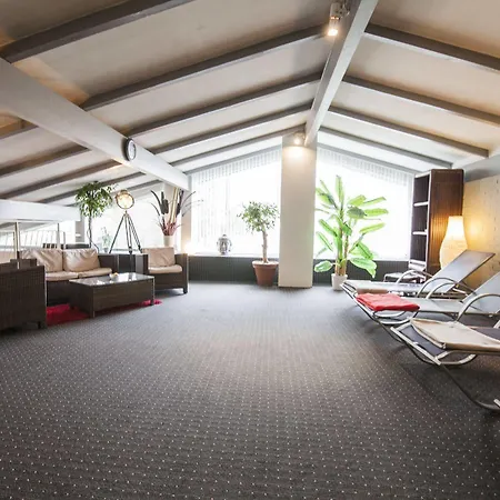 Select Hotel