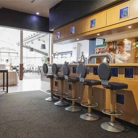 Select Hotel 3*