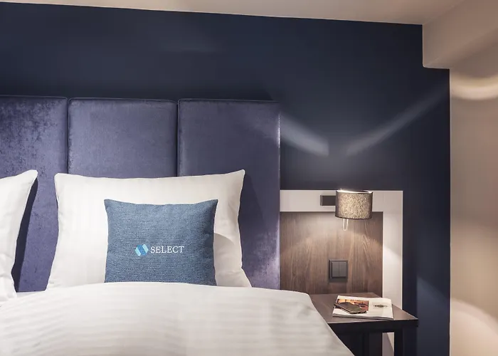 Select فندق